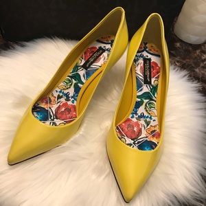 Dolce and gabanna pump